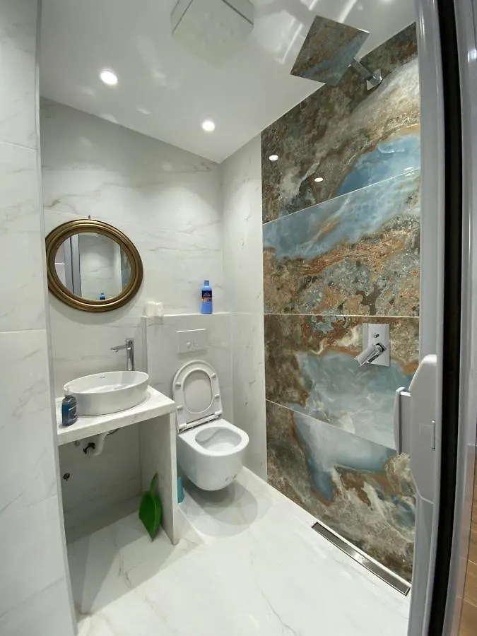 Apartament In Blloku In Front Of Taiwan Tirana Albania