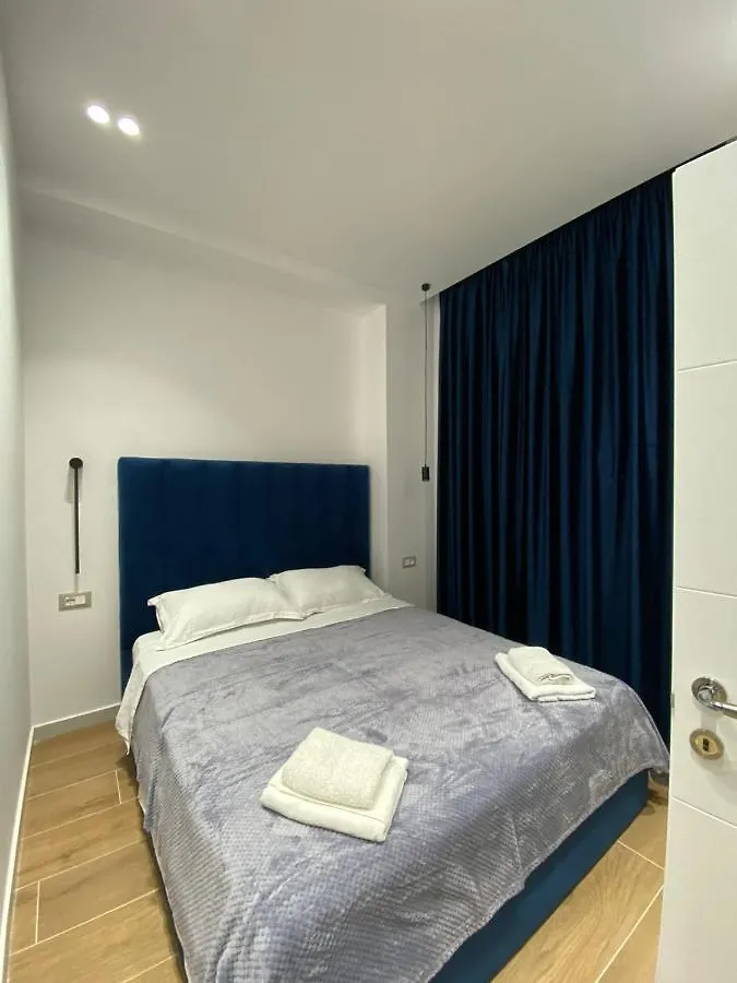 Apartament In Blloku In Front Of Taiwan Tirana Appartamento