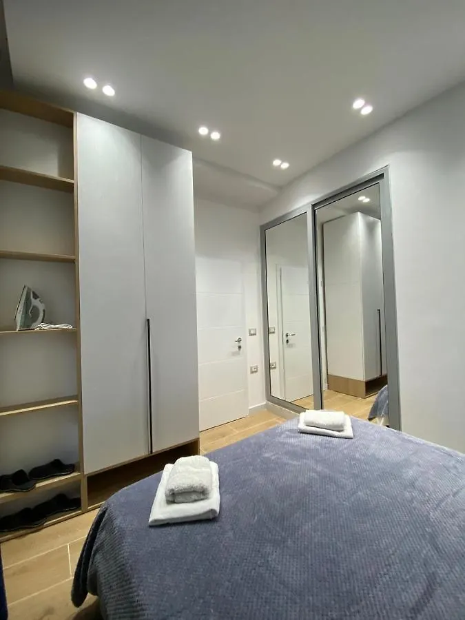 Apartament In Blloku In Front Of Taiwan Tirana Appartamento