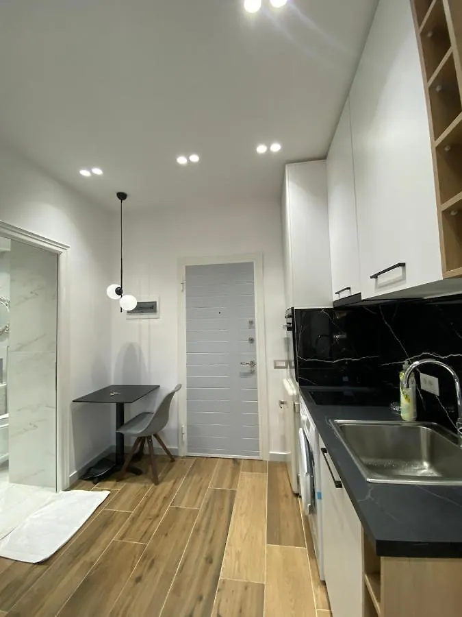 Apartament In Blloku In Front Of Taiwan Tirana Appartamento
